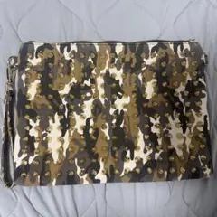 DIAVEL 迷彩スタッズ クラッチバッグ