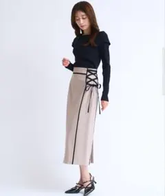 完売品！エミリアウィズ プリーツ ロンパース オールインワン - メルカリ