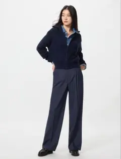 ユニクロ　タックワイドパンツ　丈長め