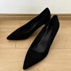 【美品】ブラック スエード ポインテッドトゥ ハイヒール　24.5cm