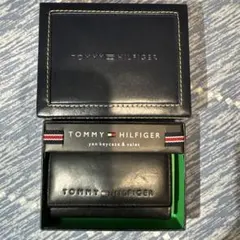 TOMMY HILFIGER レザーキーケース