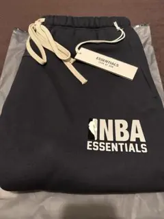 エッセンシャルズスウェットパンツ