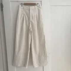 コーデュロイパンツ