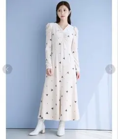 CELFORD☆ベロア総刺繍ワンピース