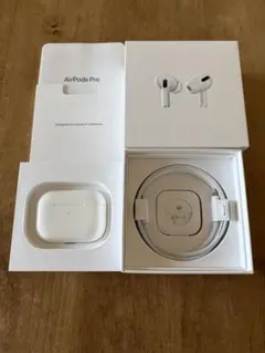 【正規品】　AirPods Pro 第1世代 MWP22J/A 箱・付属品ありのサムネイル