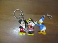 ミッキーマウス、ミニーマウス、ドナルドダックキーホルダー３個セットで