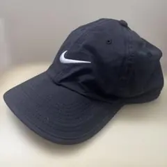 Nike ブラックキャップ ドライフィット　調整可能のサムネイル