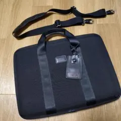 TUMI ノートPC ブリーフケースのサムネイル