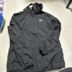 PUMA フード付きウィンドブレーカー Sサイズ ブラック