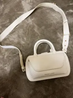 CHARLES&KEITH ショルダーバッグ