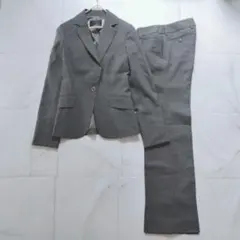 美品　LE SOUK グレー ストライプ ビジネススーツ　パンツセットアップ　Sのサムネイル