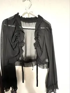 結婚式やパーティーに使える羽織り