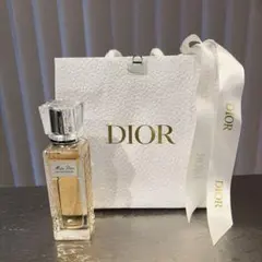 ミスディオール　オードゥ　パルファン　ローラーパール20㎖