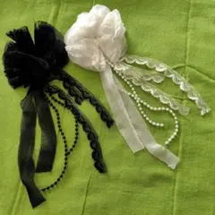 未使用黒&白レース花モチーフ布製コサージュのセット