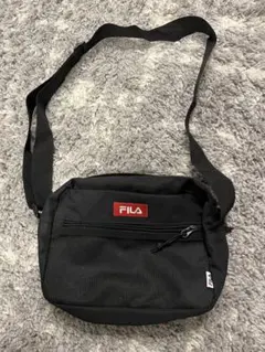 FILA ブラック ショルダーバッグ