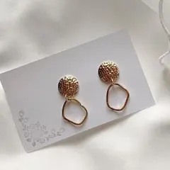 Item thumbnail for item a0042fbe-0dcf-44b2-b66e-e36ce57b4c67