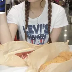 Levi's リーバイス　ホワイト ロゴ　Tシャツ