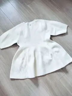 【完売品 coca ぺプラム トップス　半袖 ニット アイボリー　コカ　五分袖