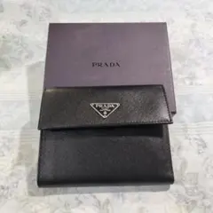PRADA サフィアーノレザー 三つ折り財布 ブラックのサムネイル