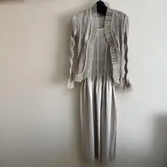 019 ベージュ プリーツ セットアップ