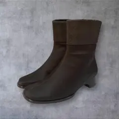 Item thumbnail for item 8ce1e0a8-8d5f-424b-aff5-a01c949c8a7b