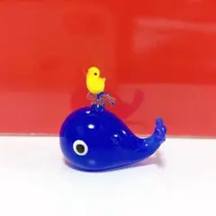 ガラス細工 クジラとヒヨコ