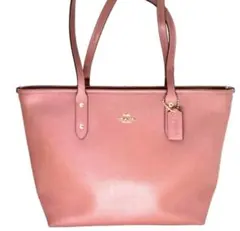 コーチ COACH 上品ピンク 大容量トートバッグ 通勤通学に最適 A4収納可