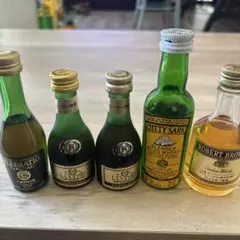 ウイスキー CAMUS SEOUL 1988 whisky#cognac 이번 부산여행의 전리품 1. 단체샷 2. Camus 1988