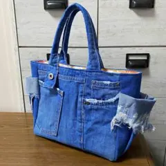 デニムリメイク⭐️ブルージーンズ⭐️ハンドバッグ⭐️デニムバッグ⭐️トート⭐️ハンドメイド