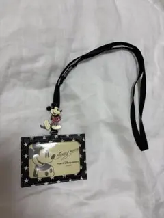 ディズニー　ミッキー　パスケース ネームホルダー