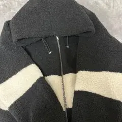 アウター 上着 黒 白 冬