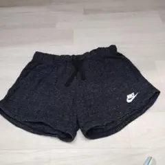 Nike ダークグレー ショートパンツ　XL