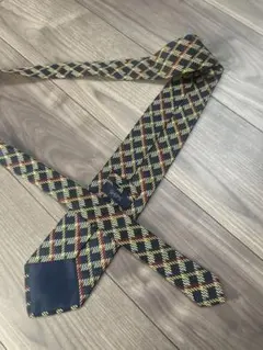 Item thumbnail for item 90f152a7-9d45-41ac-b270-3674c7c8f89c