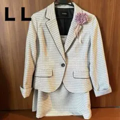 ONEIROS フォーマルスーツ　セレモニースーツ　大きいサイズ　コサージュ付き