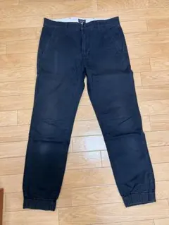 Item thumbnail for item 5660866e-9c0d-4412-9cb0-36d1dcf4bb60