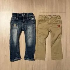 ロデオクラウンズ、デニムとベージュのパンツセット