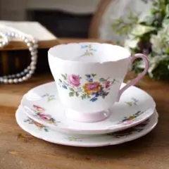 英国 Royal Adderley 陶花 カーネーション 陶器オブジェ - メルカリ