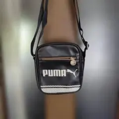 PUMA ブラック ショルダーバッグのサムネイル