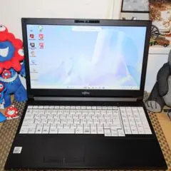 Win11公式対応10世代i5/メ8/新品SSD/DVD/無線/HDMI/カメラ