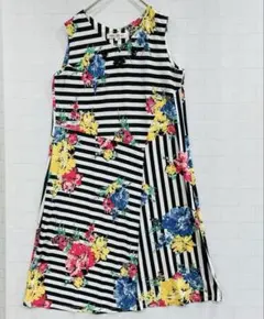 美品　スーパービューティーノースリーブワンピース スパンコール　花柄　リボンのサムネイル