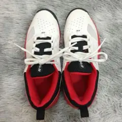 23.5cm　ヨネックス　テニスシューズ