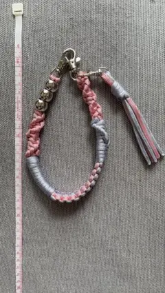 パラコード携帯ストラップ　ピンク×グレー