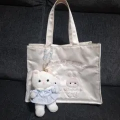 最終値下げ！Maison de FLEUR 吉徳トートバッグ ねこ チャームのサムネイル