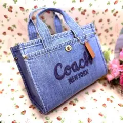 COACHコーチ大容量デニムブルーカーゴトートバッグ - メルカリ