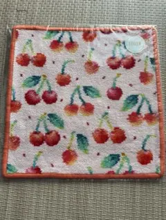 新品FEILER チェリー柄 タオルハンカチ 約25cm