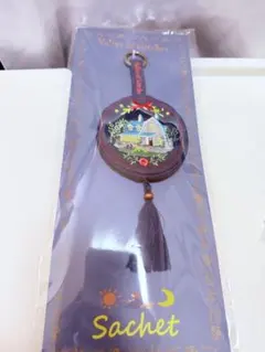 ジブリパーク限定魔女の宅急便刺繍ポーチ サシェオキノ邸（夜） - メルカリ