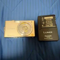 LUMIXデジタルカメラ 12メガピクセル バッテリー・充電器・アダプタ