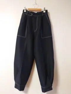 maison special　メゾンスペシャル　ヘムバイカラーステッチパンツのサムネイル