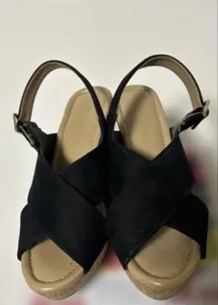 【美品】クロスストラップサンダル黒 オペークドットクリップOPAQUE.CLIPのサムネイル