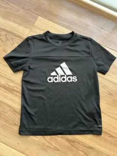 adidas 半袖Tシャツ　ブラック　120サイズ　cool素材